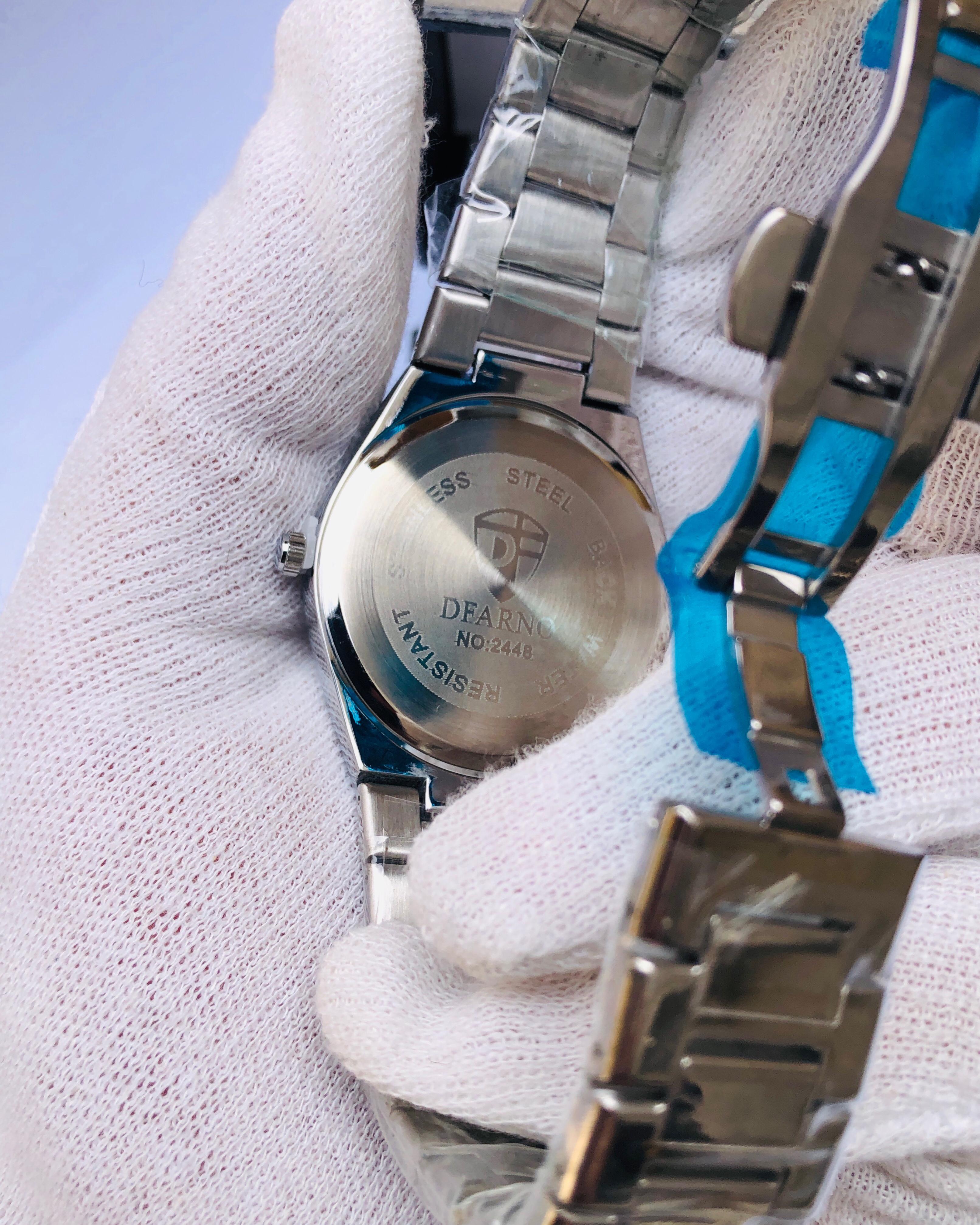 DEARNO Luxury Silver Quartz Watch for Men – Sapphire Glass, Stainless Steel Strap