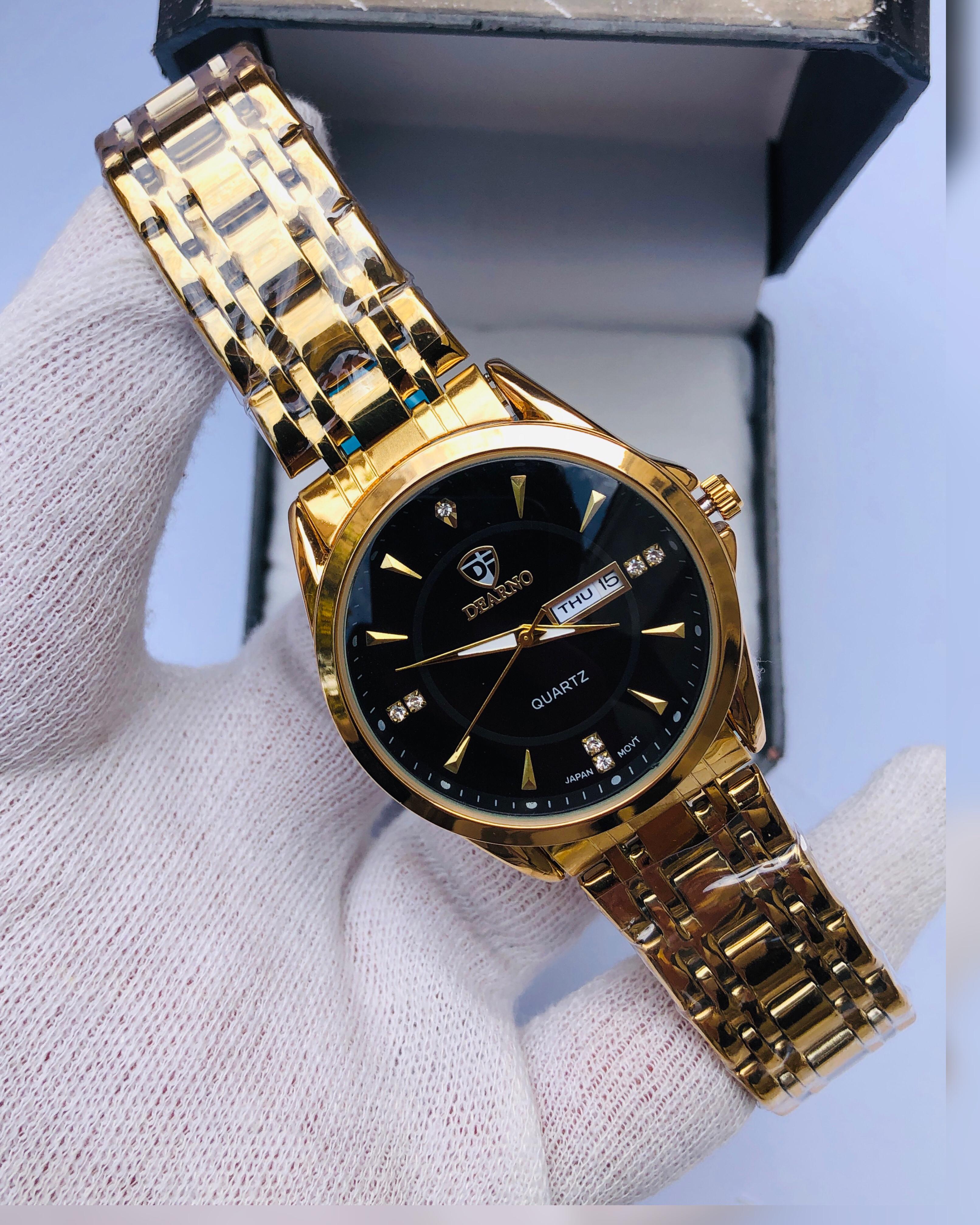 DEARNO Luxury Golden Quartz Watch for Men – Sapphire Glass, Stainless Steel Strap